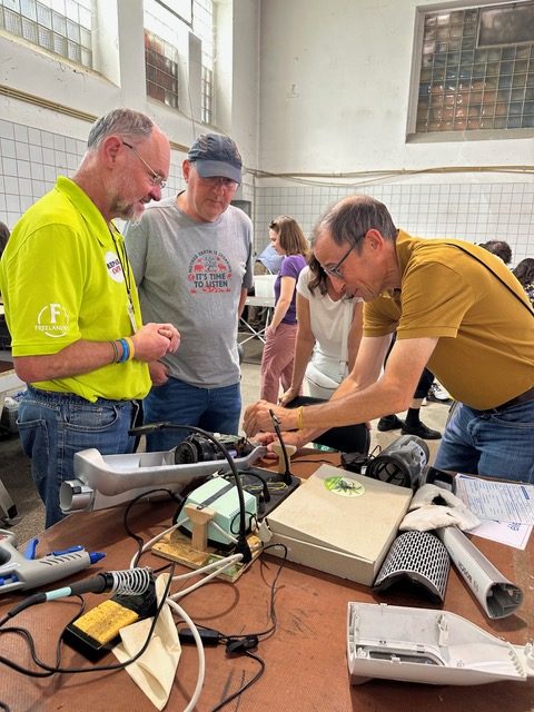 Gemeng & lokal Grupp, CELL (Centre for Ecological Learning Luxembourg), Repair Cafe Lëtzebuerg